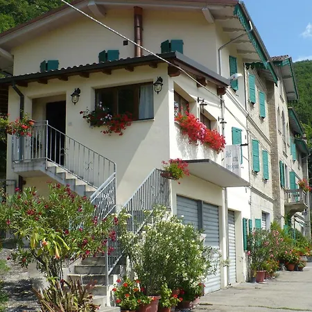 Solo Per Quattro Frühstückspension Zocca